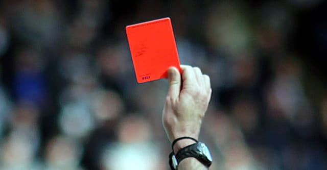 ফুটবলের পর এবারে ক্রিকেটে আসছে ‘লাল কার্ড’