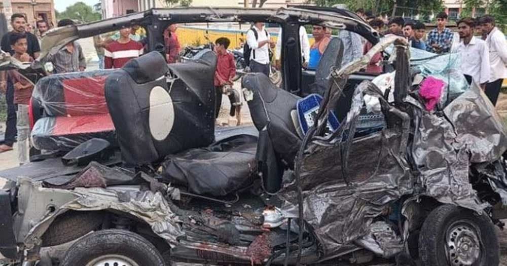 ভারতে বাসচাপায় একই পরিবারের নিহত ৭