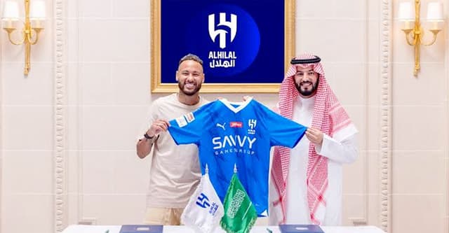 আনুষ্ঠানিকভাবে আল হিলালে যোগ দিলেন নেইমার