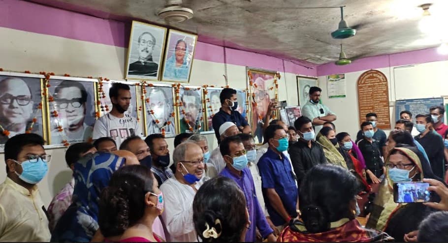 নওগাঁয় সিরিজ বোমা হামলা দিবস পালন
