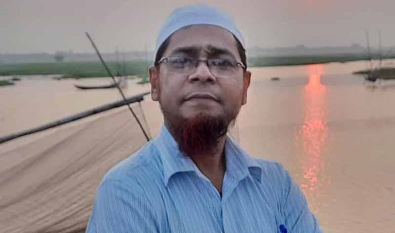 সাঈদীকে নিয়ে স্ট্যাটাস, শিক্ষা কর্মকর্তাকে অব্যাহতি