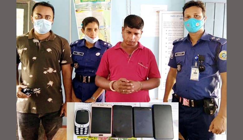 বরিশালে ফার্মেসিতে চুরির চেষ্টা, আটক ১