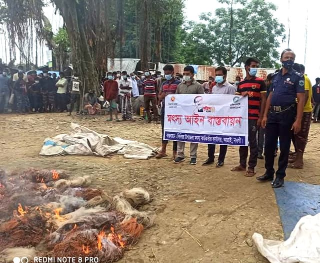 আত্রাইয়ে ১০ লাখ টাকার অবৈধ কারেন্ট জাল জব্দ