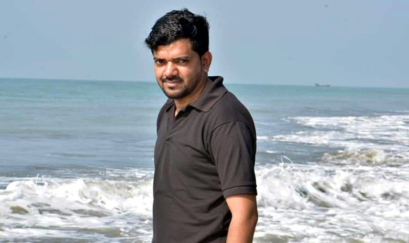 ঢাকায় ব্যাংকে টাকা জমা দিতে গিয়ে নিখোঁজ যুবক