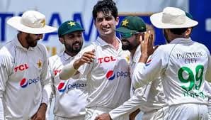 বাংলাদেশের বিপক্ষে শক্তিশালী একাদশ ঘোষণা পাকিস্তানের