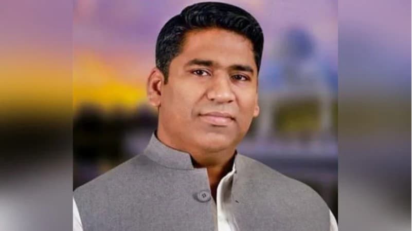 বরিশালের মেয়রের গ্রেপ্তার চায় অ্যাডমিন অ্যাসোসিয়েশন