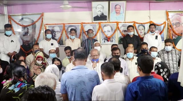 ২১ আগস্ট শহীদদের স্মরণে নওগাঁয় আলোচনা সভা