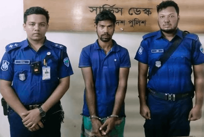 স্ত্রীকে প্রকাশ্যে নির্যাতনের ভিডিও ভাইরাল, আটক স্বামী