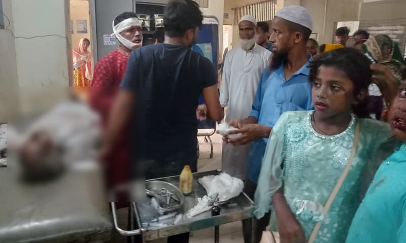 সরাইলে বাস-সিএনজি সংঘর্ষে নিহত ১ আহত ২