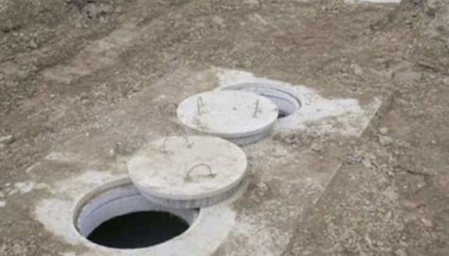 সেপটিক ট্যাংকে নেমে শালা-দুলাভাইয়ের মৃত্যু