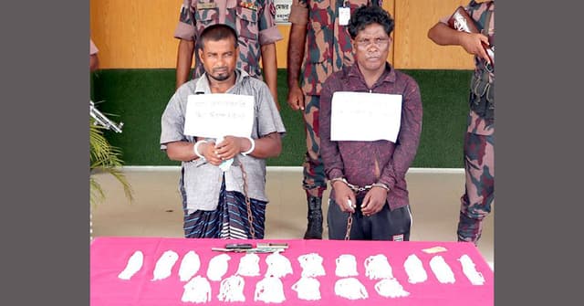 ঝিনাইদহে সাড়ে ৬ কোজি রুপার গহনাসহ আটক-২