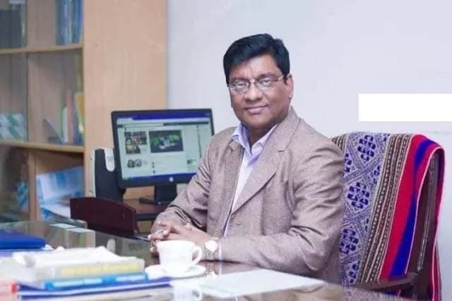২৫ কোটি টাকা আত্মসাত, মিরপুর কলেজের অধ্যক্ষ বরখাস্ত
