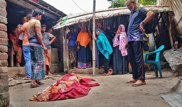 গাংনীতে শাশুড়ীর গলা কেটে হত্যা করল জামাই