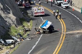 মেক্সিকোতে ট্রেলার-বাস সংঘর্ষ, নিহত ১৬