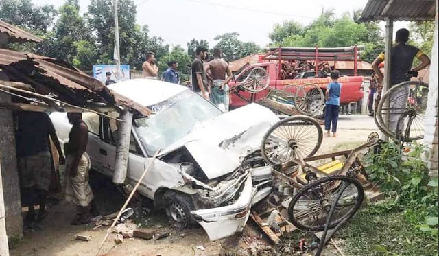 লালপুরে সড়ক দুর্ঘটনায় নিহত ১,আহত ২