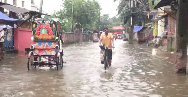 দক্ষিণের ৯ নদীর পানি বিপৎসীমার ওপরে