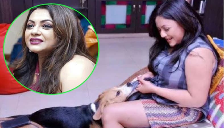 তিনি তার সঙ্গে ডেটে যাবেন