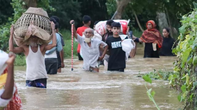 কুমিল্লায় ৭ লাখ মানুষ পানিবন্দি