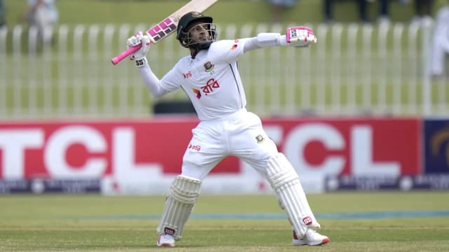 পাকিস্তানের রান পাহাড় পাড়ি দিয়ে লিডে বাংলাদেশ