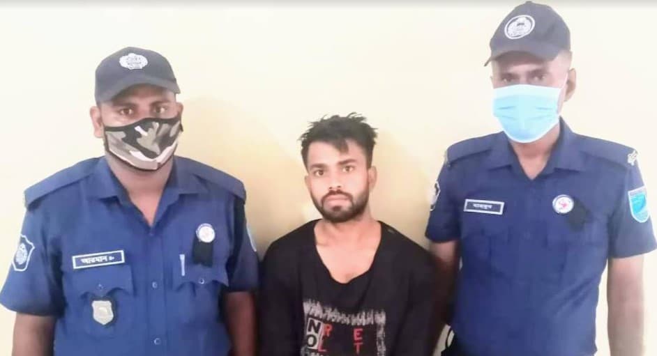 যৌনপল্লীতে একজনকে কুপিয়ে জখম, গ্রেপ্তার-১