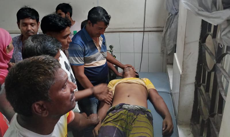 পৌরসভার ড্রেনে কাজ করতে গিয়ে বিদ্যুৎস্পৃষ্টে শ্রমিকের মৃত্যু
