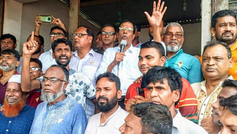 ভূঞাপুরে দ্রব্যমূল্য বৃদ্ধির প্রতিবাদে বিএনপি'র বিক্ষোভ সমাবেশ