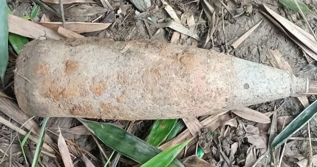 মেহেরপুরে কামানের পরিত্যক্ত গোলা উদ্ধার