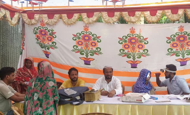 দেবীদ্বারে ২শত উপকারভোগীকে বিনামূল্যে চক্ষু সেবা প্রদান