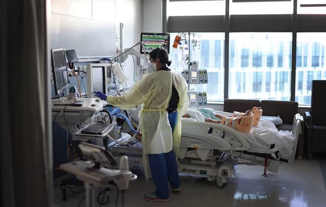 ২৮ দিনে বিশ্বে করোনা সংক্রমণ বেড়েছে ৬৩ শতাংশ