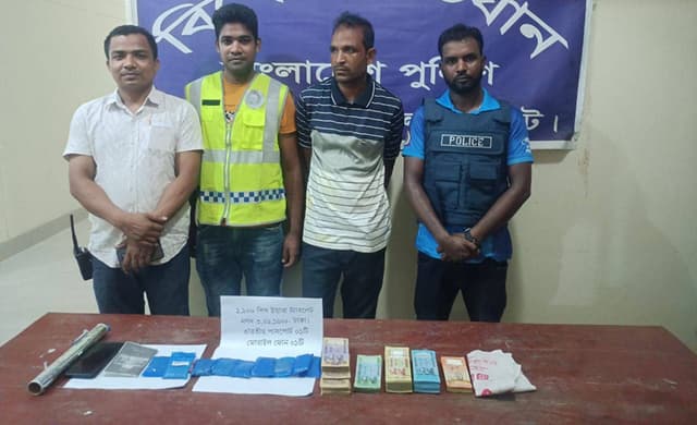 হাতীবান্ধায় ইয়াবা ও সাড়ে ৩ লক্ষ টাকাসহ ভারতীয় নাগরিক আটক!