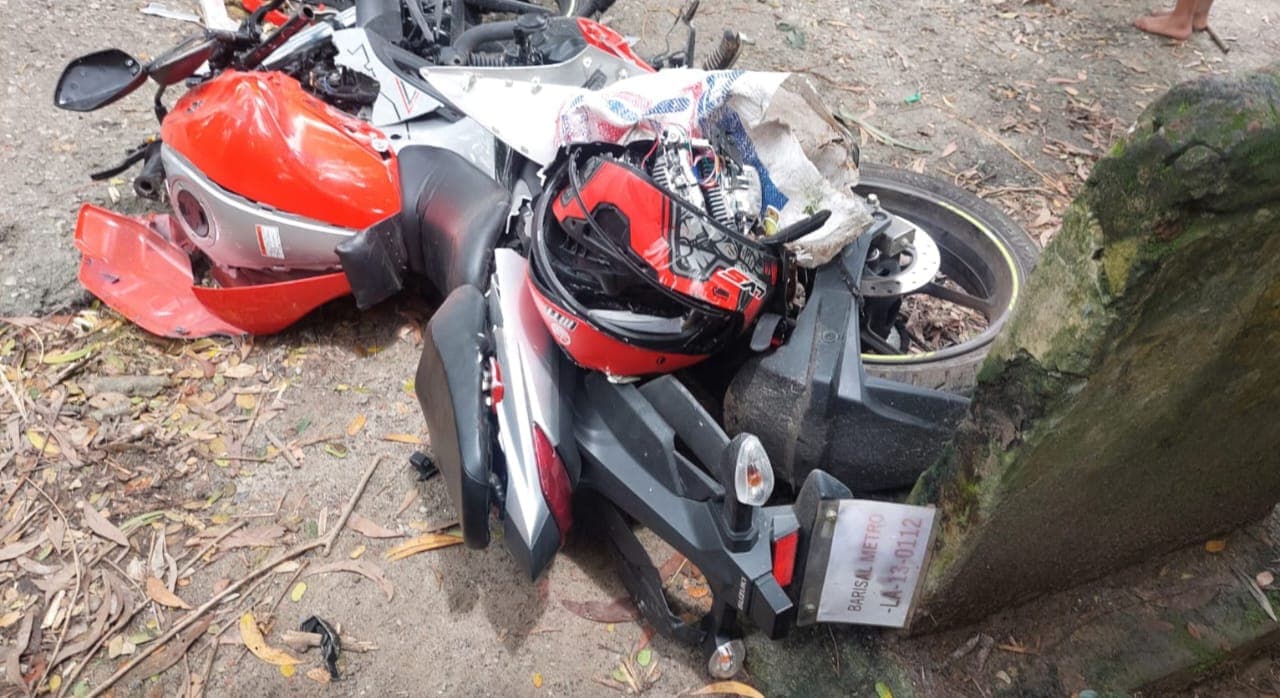 ঝালকাঠিতে ট্রাক-মোটরসাইকেল সংঘর্ষে নিহত ১