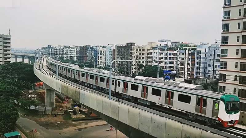 আজও চলবে মেট্রোরেল