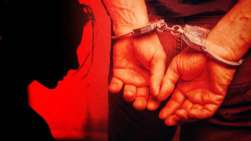 মেয়েকে ধর্ষণ, পুলিশে অভিযোগ জানাতে গিয়ে ধর্ষিত মা!