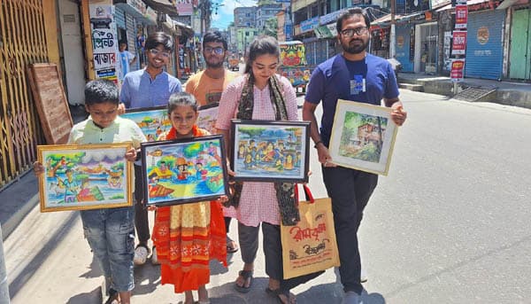 বন্যার্তদের সহায়তায় ব্যতিক্রমী উদ্যোগ বরিশালের চারুশিল্পীদের