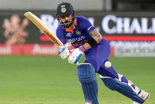 হংকংকে ১৯৩ রানের বড় টার্গেট দিল ভারত