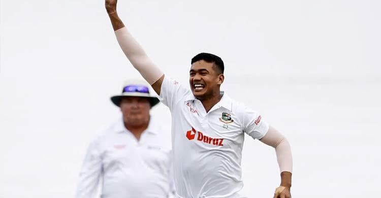 তাসকিনের দুর্দান্ত প্রত্যাবর্তনে উড়ন্ত শুরু বাংলাদেশের