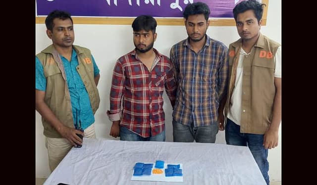 মাদারীপুরে ইয়াবাসহ গ্রেপ্তার ২