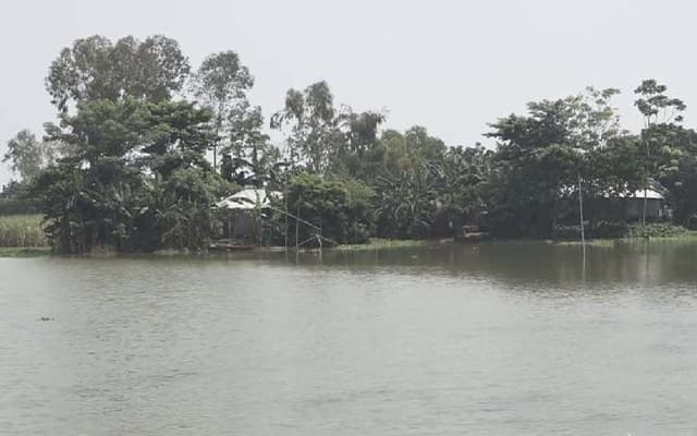 যমুনার পানি বিপৎসীমার ১০ সেন্টিমিটার ওপরে