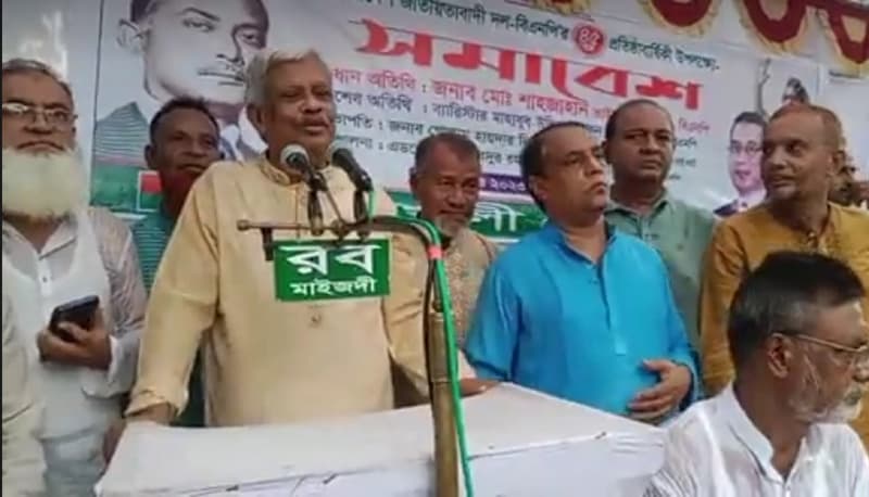 হাসিনাকে সরতে বাধ্য করতে হবে: শাহাজাহান