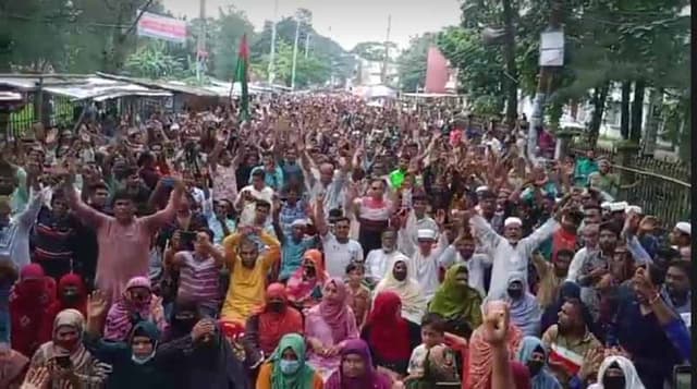 নোয়াখালীতে বিএনপির পাল্টাপাল্টি শোডাউন