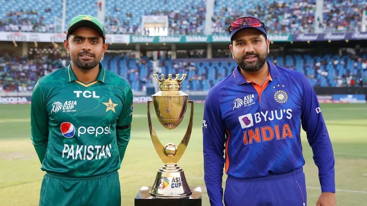 পাকিস্তানের বিপক্ষে টস জিতে ব্যাটিংয়ে ভারত