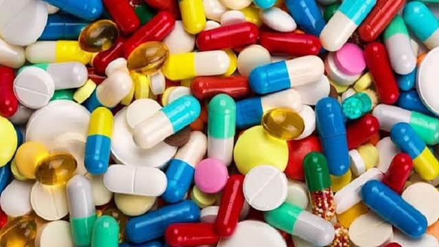 যেসব কারণে দেশে বাড়ছে ওষুধের দাম