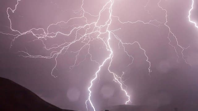 ওড়িশায় বজ্রপাতে অন্তত নিহত ১০