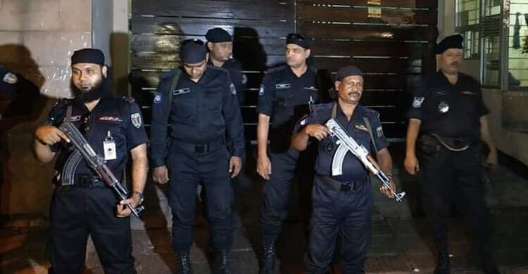 গুলশানে ডায়মন্ড ওয়ার্ল্ডের অফিসে র‍্যাবের অভিযান