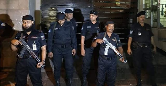 গুলশানে ডায়মন্ড ওয়ার্ল্ডের অফিসে র‍্যাবের অভিযান