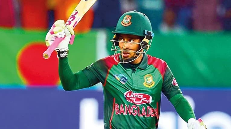 আন্তর্জাতিক টি-টোয়েন্টি থেকে অবসরের ঘোষণা মুশফিকের