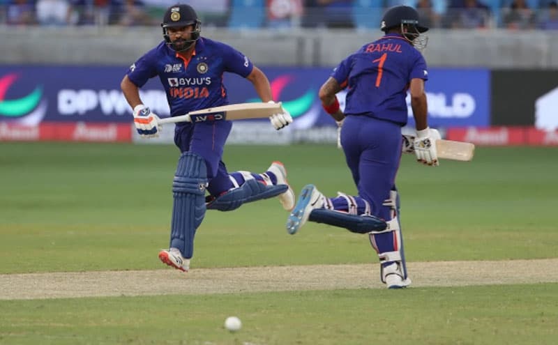 আগ্রাসী রোহিত-রাহুলের বিদায়