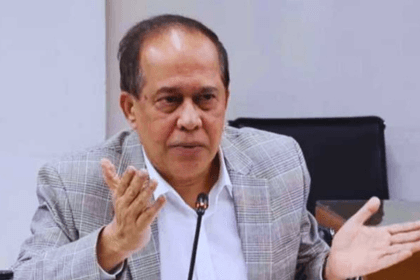 পদত্যাগের জন্য হঠাৎ জরুরি সংবাদ সম্মেলন ডেকেছেন আউয়াল