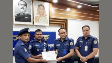 মাদক নিমূর্লে বিশেষ অবদান রাখায়  ডিবির ওসি আ.রাজ্জাক পুরস্কৃত
