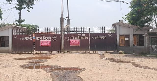 হিলি স্থলবন্দরে আমদানি রফতানি বন্ধ